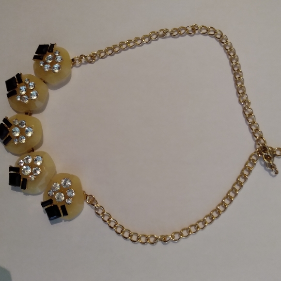 Necklace - Picture 5 of 6